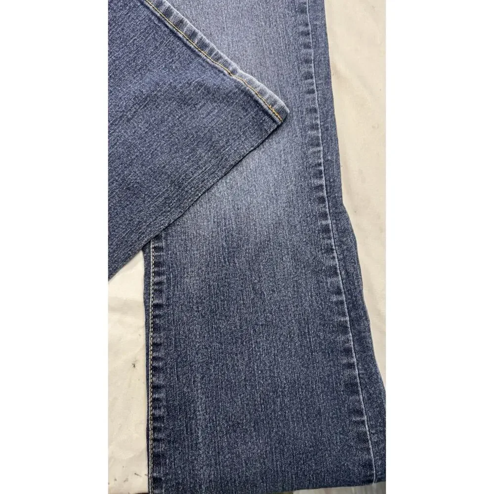 Signature Levi Strauss Bootcut Jeans Womens 32x34 Blue Wash Mid Rise Stretch